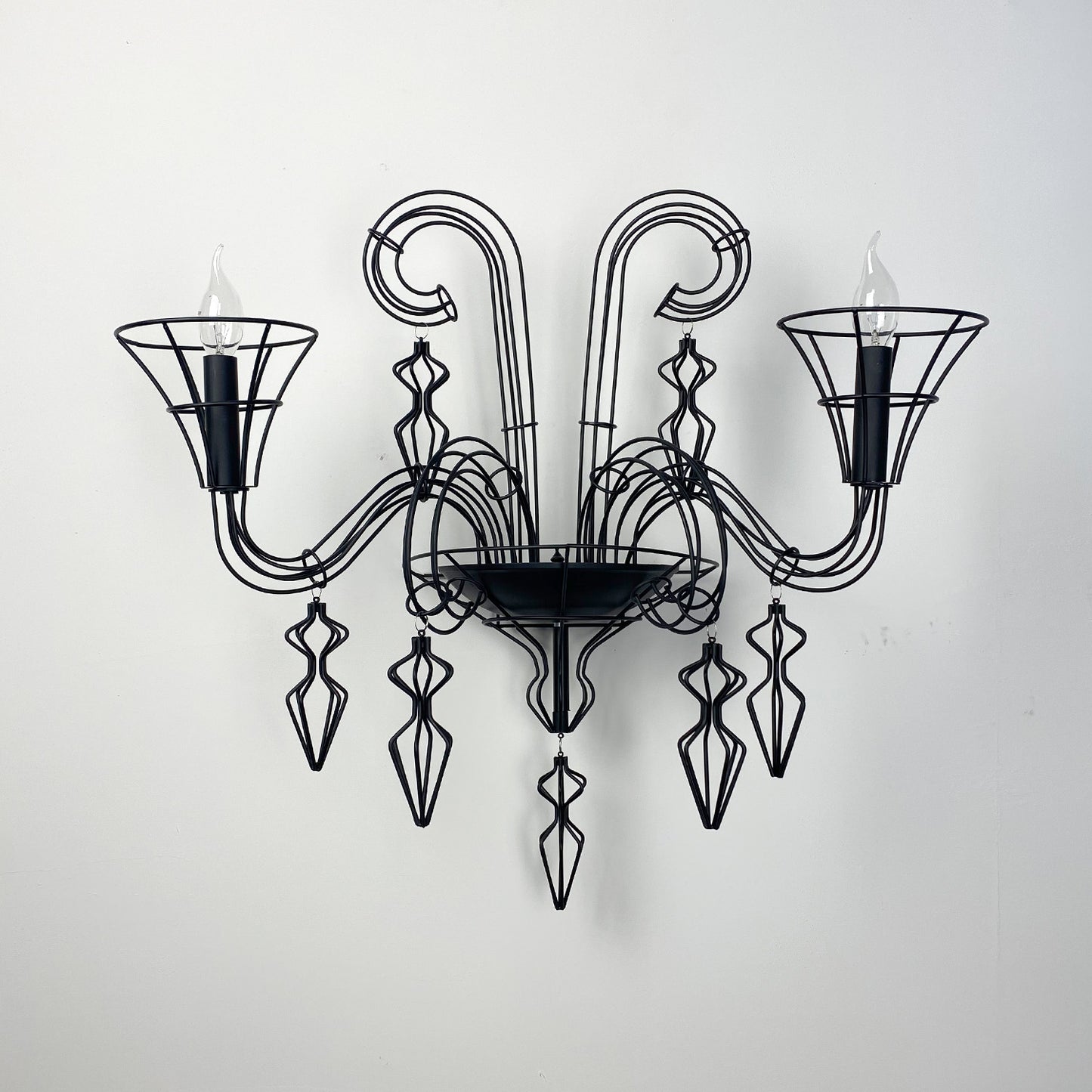 American simple black wall lamp