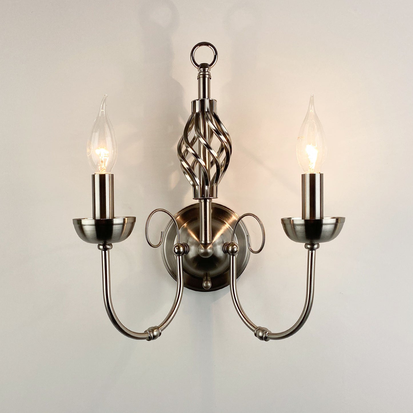 Modern simple iron wall lamp
