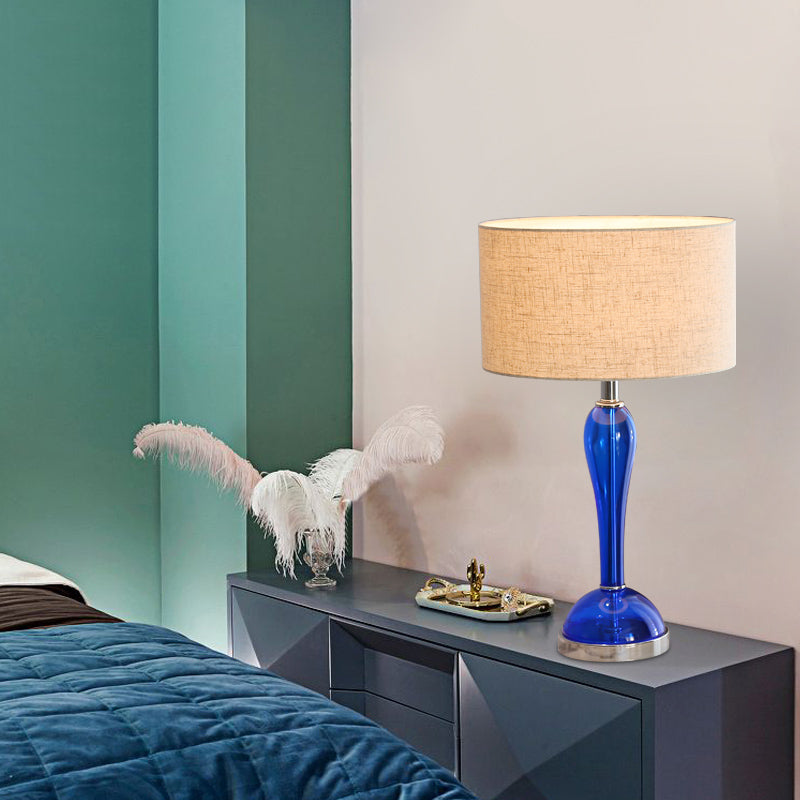 European modern simple table lamp