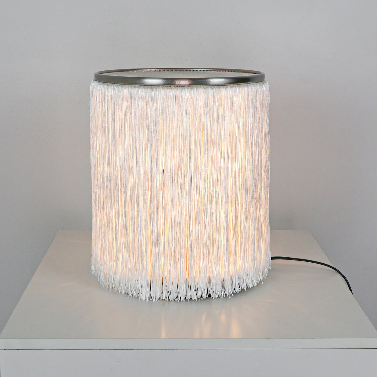 Modern hanging beard desk lamp