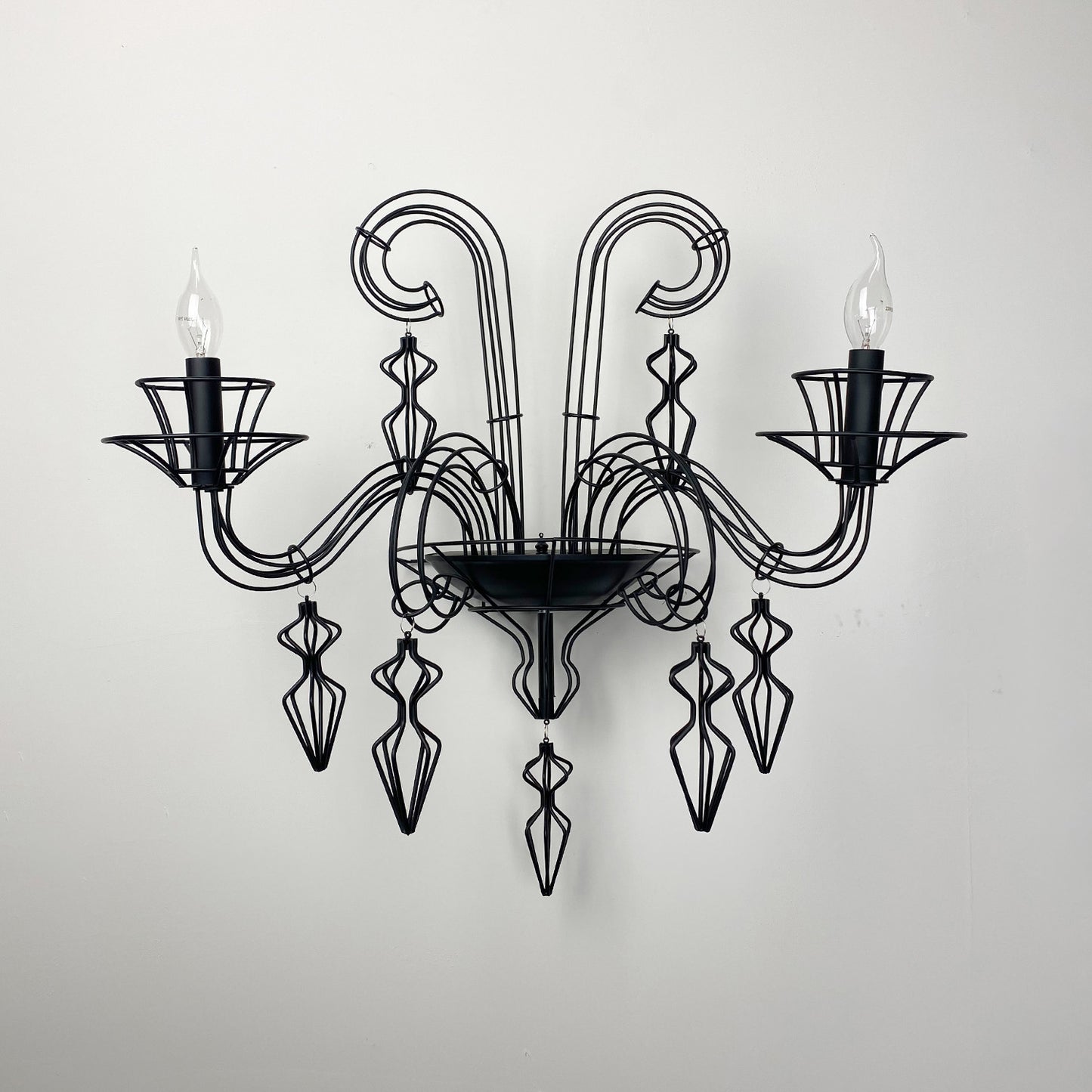 American simple black wall lamp