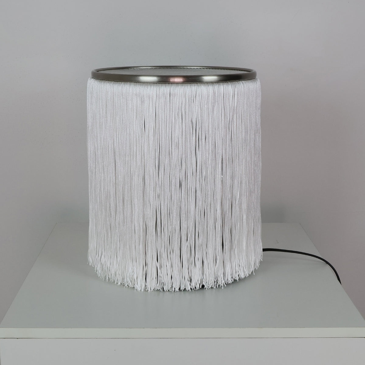Modern hanging beard desk lamp